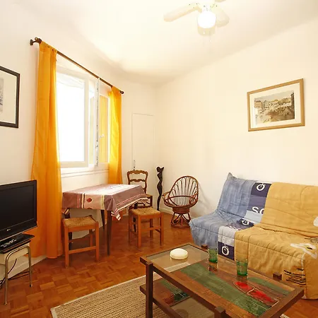 Apartment Studio Comedie De Nice Nice