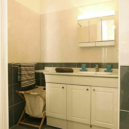 Apartment Studio Comedie De Nice Nice